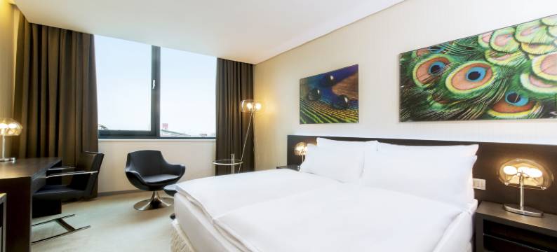 布拉迪斯拉发一号门NH酒店(NH Bratislava Gate One)图片