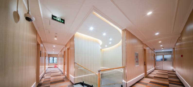 贝壳酒店(上海陆家嘴世纪大道地铁站店)图片