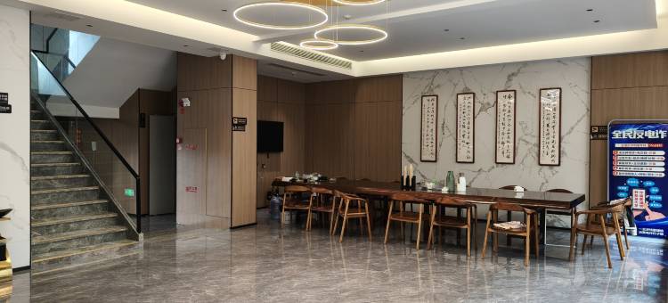 光泽鸿运大酒店图片