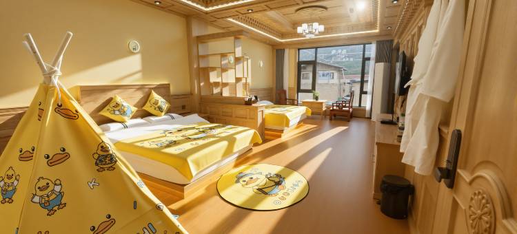 归隐·SECLUSION一家全房型均可观景的山间小筑(扎尕那仙女滩店)图片
