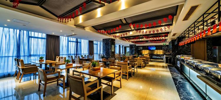 华舒逸酒店(织里吾悦广场店)图片