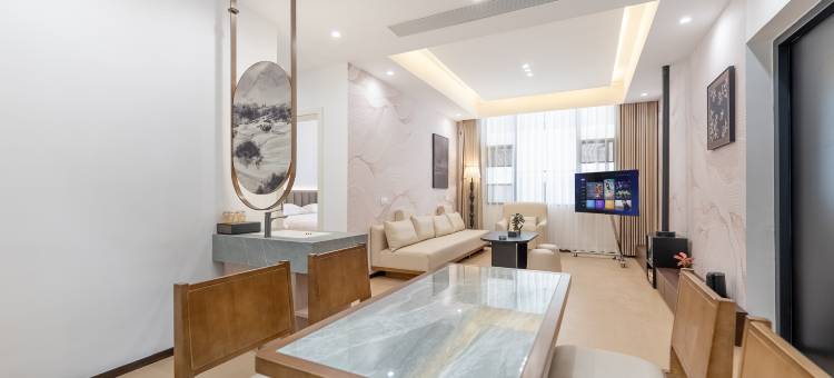 与子归·悦山民宿(九寨沟县城店)图片