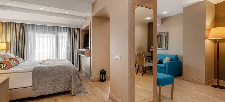 马蒂度假村豪华酒店(Marti Resort Deluxe Hotel)图片