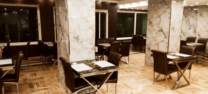 黄金酒店(Golden Hotel)图片