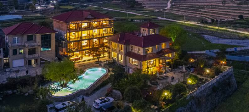 桐庐I花语堂 HUAYUTANG 超大泳池庭院山景度假美宿(虎啸峡漂流店)图片