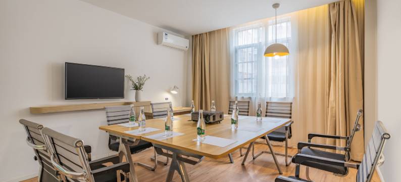 昆明智碳酒店(云大医院市体育馆地铁站店)图片