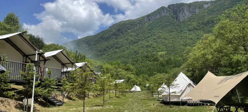 留坝趣野紫柏山帐篷营地图片