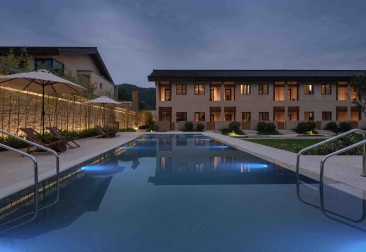 西坡·龙南围屋外景图