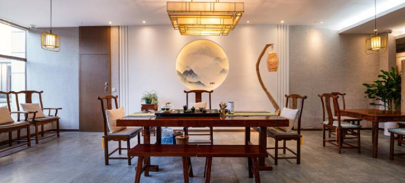 万绿城铂瑞兹酒店(安顺古城历史文化街区大润发店)图片