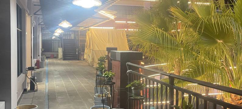 梁河尚善爱家酒店图片