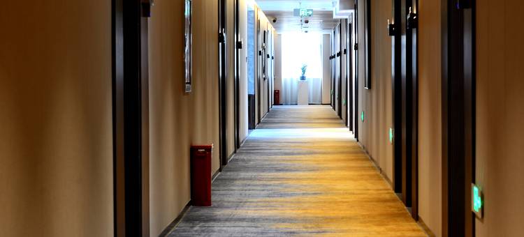 鲁山花园四季酒店图片