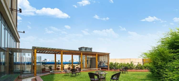 北海高铁站希尔顿欢朋酒店图片