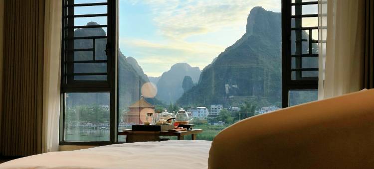 都安漫山河畔民宿图片