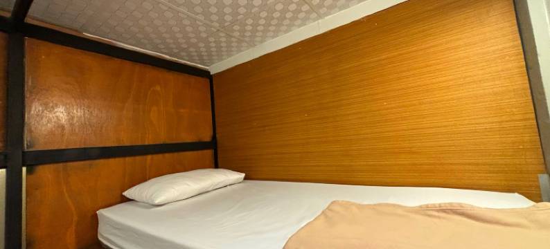 OYO612汉萨青年旅馆(Hansa Bangkok Hostel Khaosan)图片