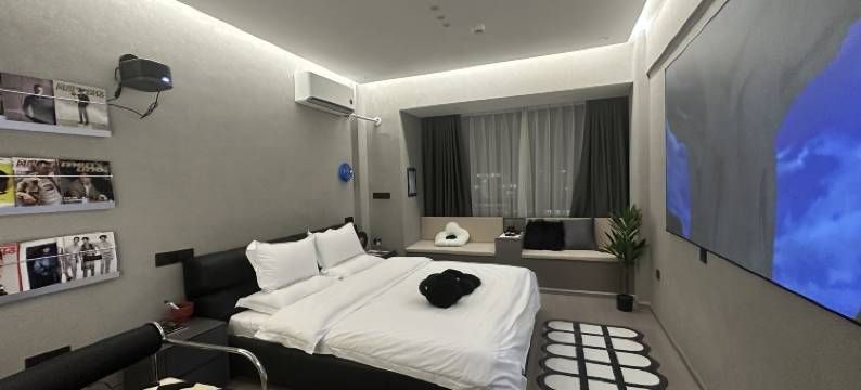 伊甸园城市民宿(宁波大学步行街店)图片