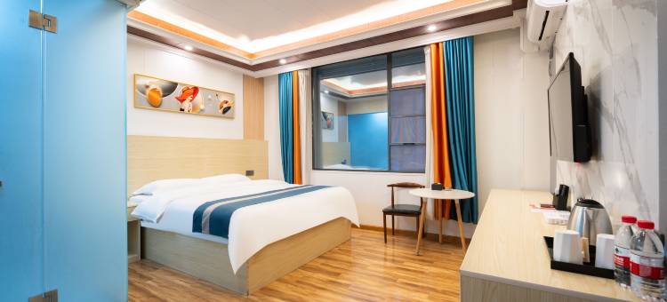 雅江天仙湖大酒店(318国道店)图片