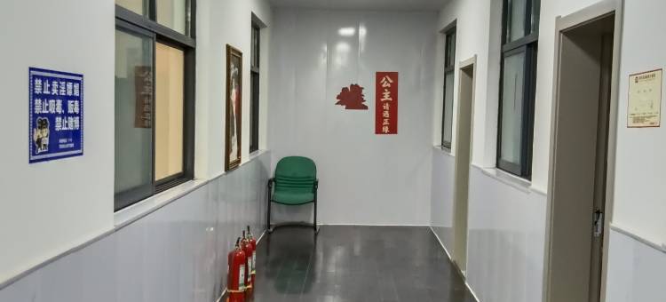 洛阳居然民宿(洛邑古城店)图片