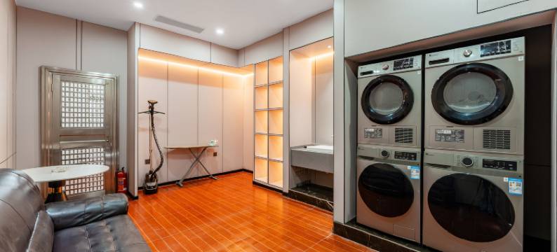 广州亮帆假日酒店(设计之都江夏地铁站店)图片