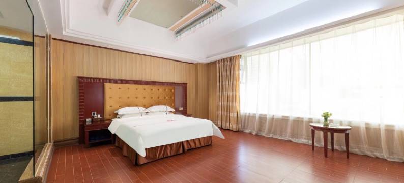 天天星际酒店(东莞黄江人民公园天虹商场店)图片