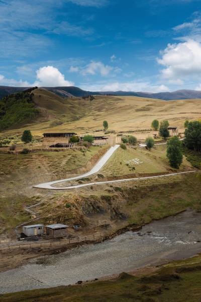 Arro Khampa Lithang Heritage