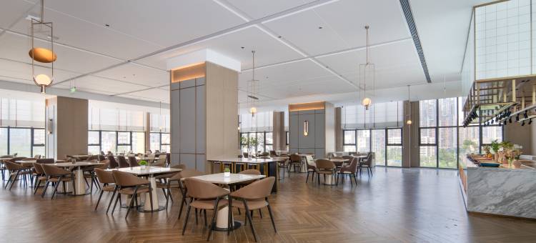 艺龙酒店(湛江海湾大桥万达店)图片