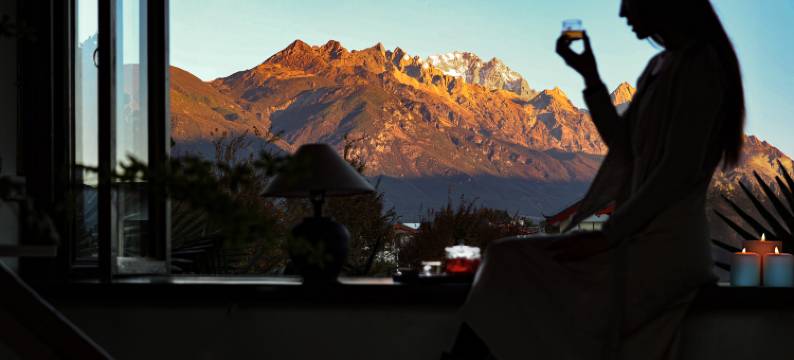 日照金山Sadhu · 善哉林间·古镇漫居｜雪山纳西秘境美宿图片