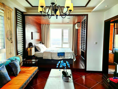 长河湾湾温泉民宿