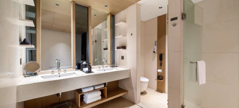 Quiet Robot瑞兴庭院度假酒店(温州鹿城五马街商业区店)图片