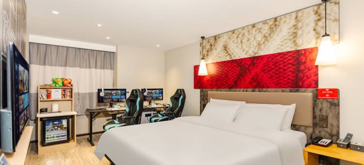 雷神电竞酒店(无锡太湖广场地铁站店)图片