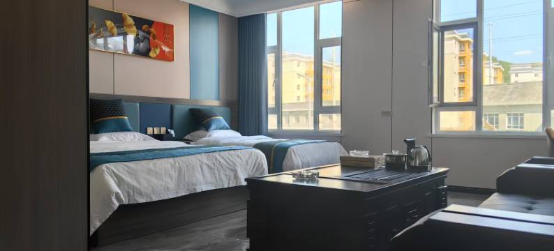 欢朋假日酒店(临县北收费站店)图片