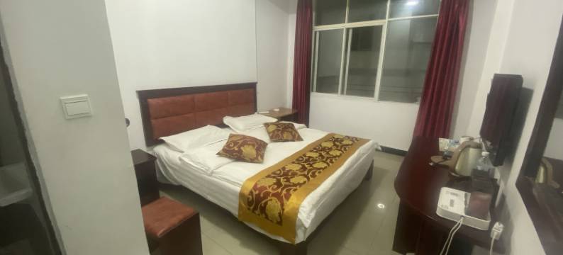 楚雄尚八方宾馆(彝人古镇店)图片