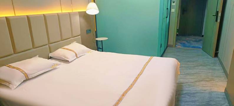 蒙腾商务宾馆(霍城清水河店)图片