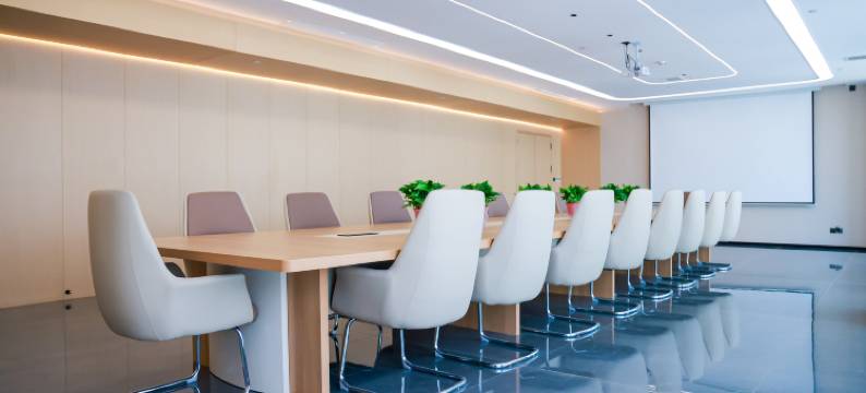 奢漫酒店(西咸新区泾河新城荟智广场店)图片