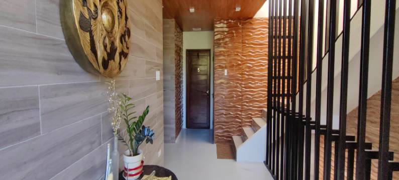 马努埃拉套房酒店-公主港机场附近(Manuela Suites Puerto Princesa near Airport)图片