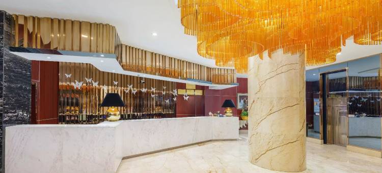 伊宁Enjoy·伊蕉叶假日酒店(开发区伊宁飞机场店)图片