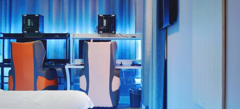 皇廷A+酒店(迁安店)图片