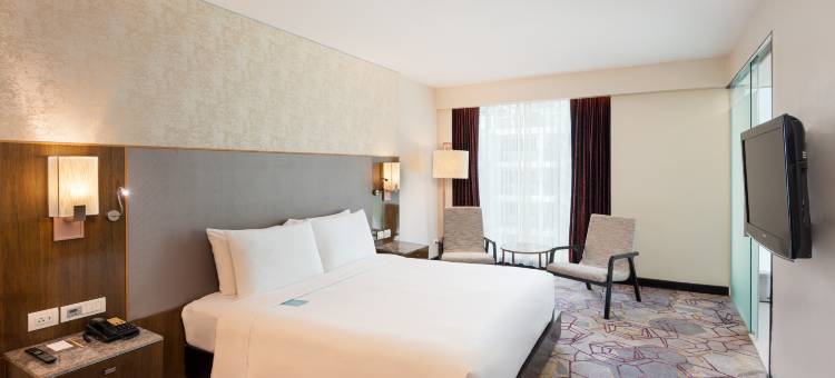 丽笙套房曼谷素坤逸(Radisson Suites Bangkok Sukhumvit)图片