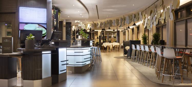 巴黎圣丹尼体育场大教堂诺富特酒店(Novotel Paris Saint-Denis Stade Basilique)图片