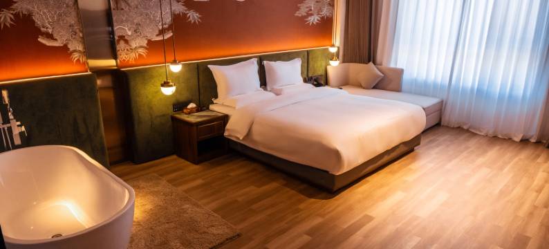 色达·草言殳舍酒店图片