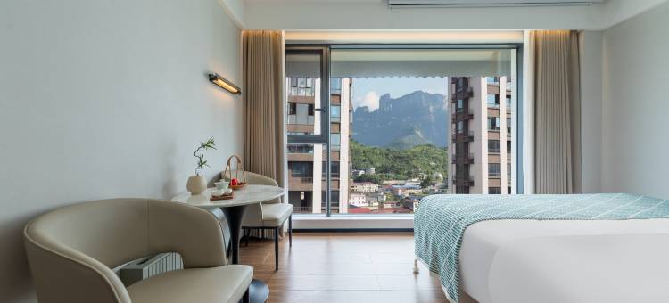 夏朵•全屋智能城市民宿(天门山索道店)图片