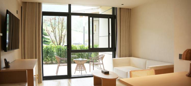 青山云栖酒店(随州市银杏谷度假区店)图片