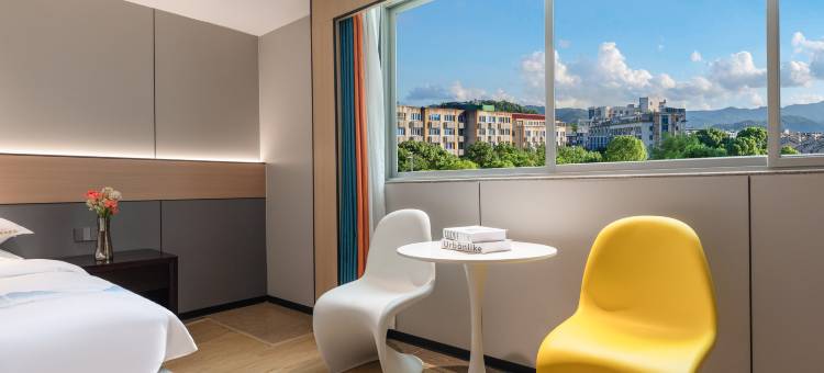 阳光巴黎影院酒店(德辉广场店)图片