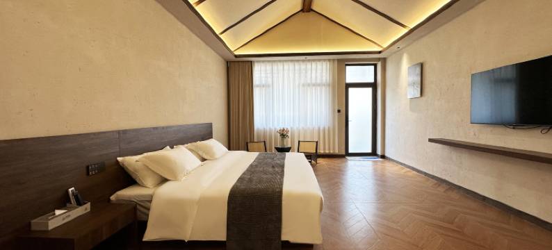 漠野宿集·庭院酒店图片