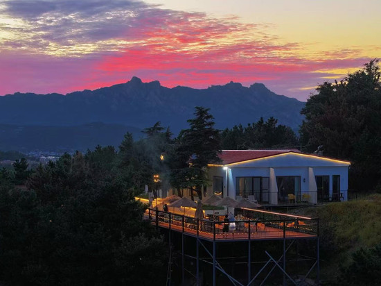 青岛崂山伴山居海景民宿