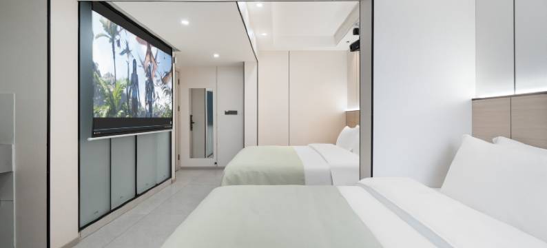 柚汐江景智能酒店(重庆解放碑步行街洪崖洞店)图片