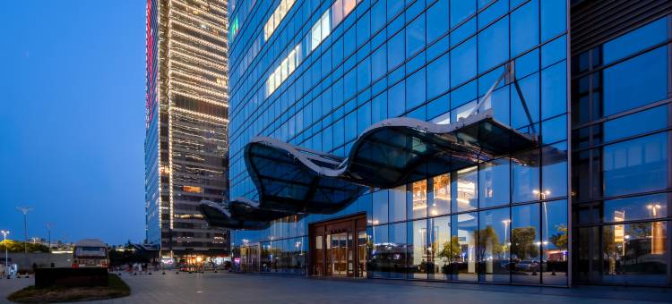 LBED SKYLINE天际线服务民宿(金鸡湖东方之门店)图片