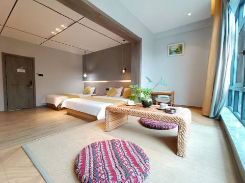 猪猪·拾光客栈(昆明滇池海埂大坝店)