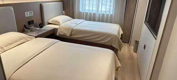 铂悦快捷酒店(营口万达广场店)图片