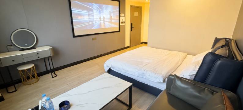 至臻Carry美宿公寓(佛山容桂渔人码头店)图片