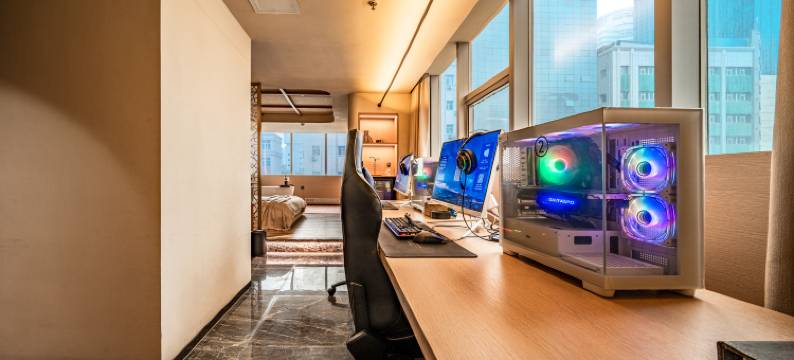 朗橙酒店(国际大巴扎南门地铁站店)图片